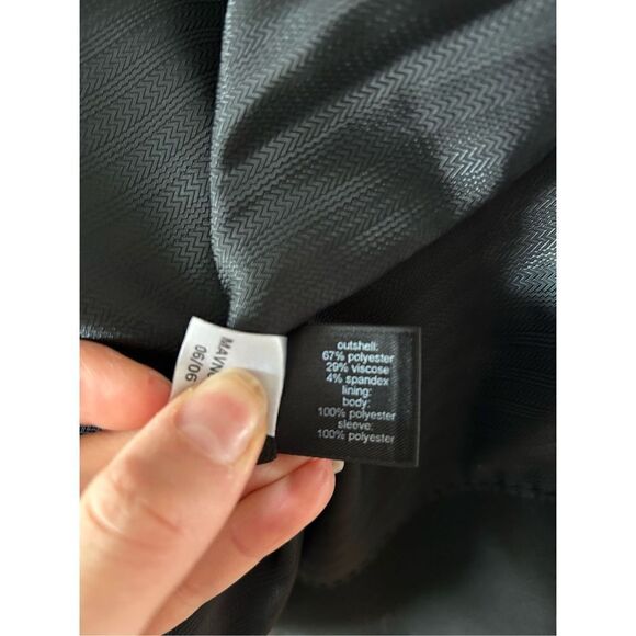 The limited black blazer size 4 - Picture 5 of 5